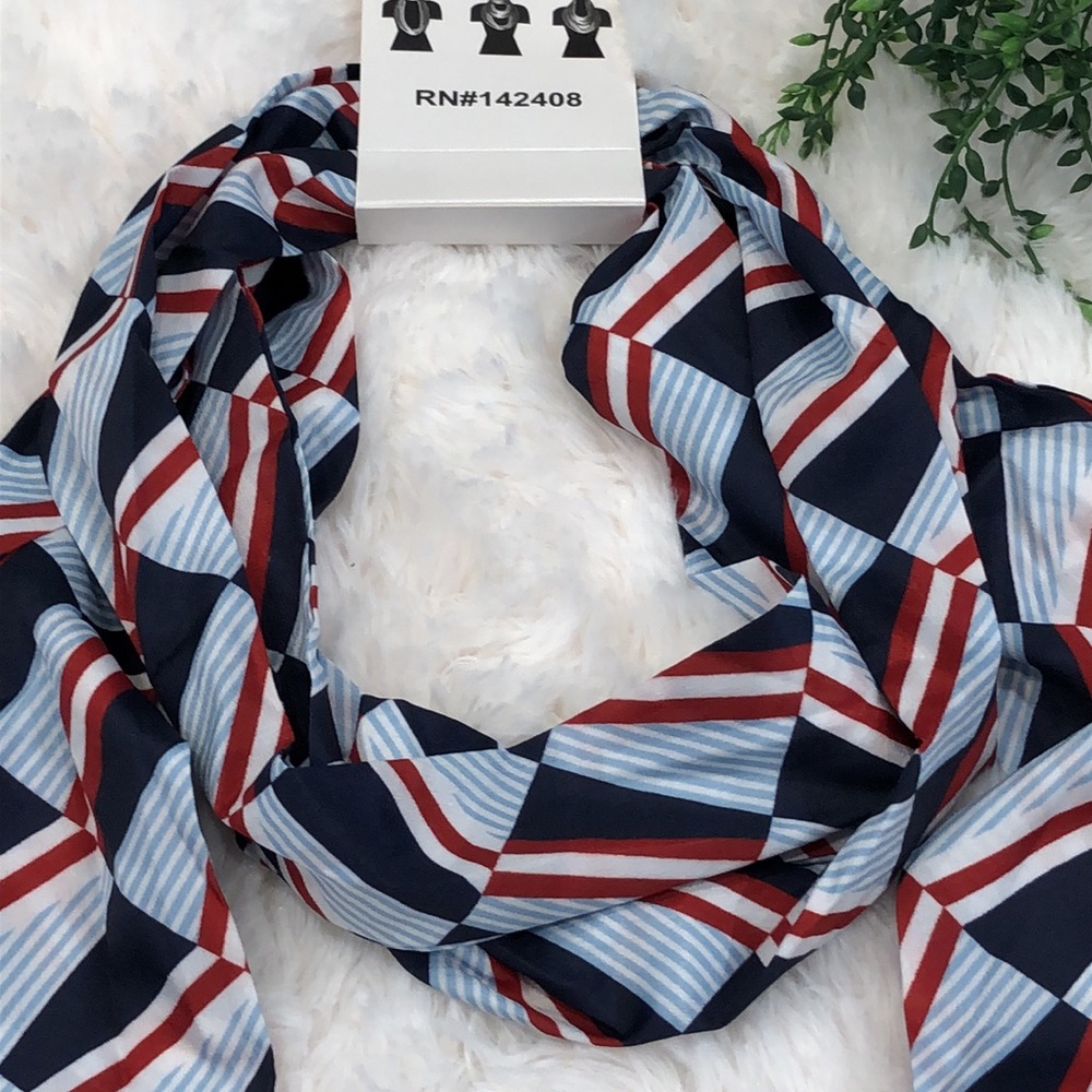 Cara scarf - Picture 3 of 7